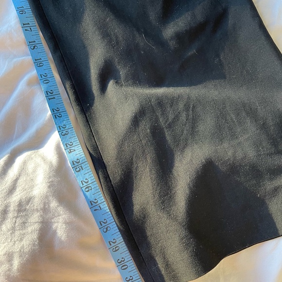 Wilfred Black Tailored Pants – Size 8 | Aritzia - Picture 5 of 9